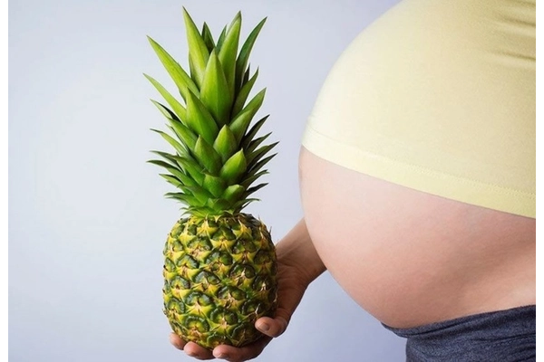 Bà bầu có được ăn dứa (trái thơm) không?
