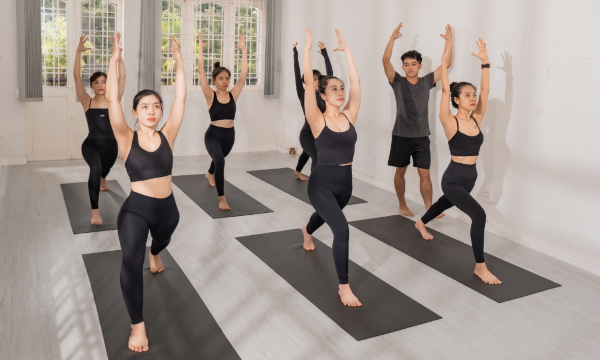 Nhẹ nhàng, thư giãn, khác biệt với các phong cách yoga năng động hay tập trung vào sức mạnh